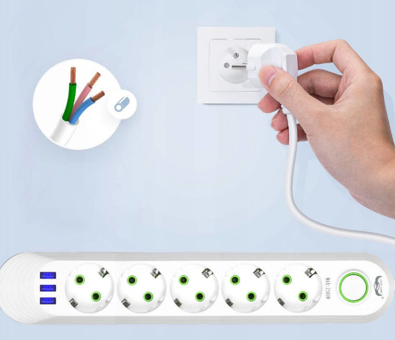 Priză Multiplă 5 Prize + 3 Porturi USB • Cablu 5 m • Negru